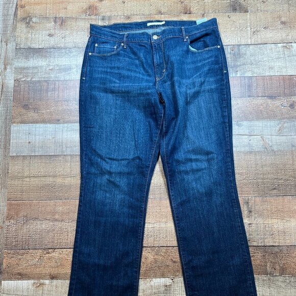 Women's 505 Straight Leg Dark Wash Levi's size 16M - Picture 1 of 7